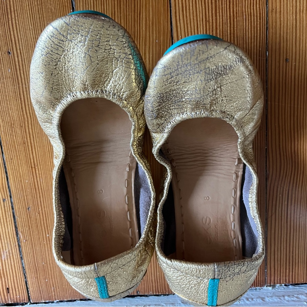 SOLD Golden Glitz Tieks Size 8 Gold ballet flats EUC